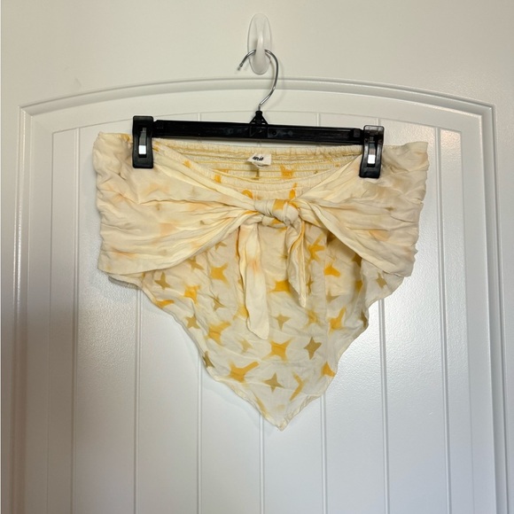 Aerie Yellow print boho western smocked back strapless Crop Top size large - Picture 1 of 4